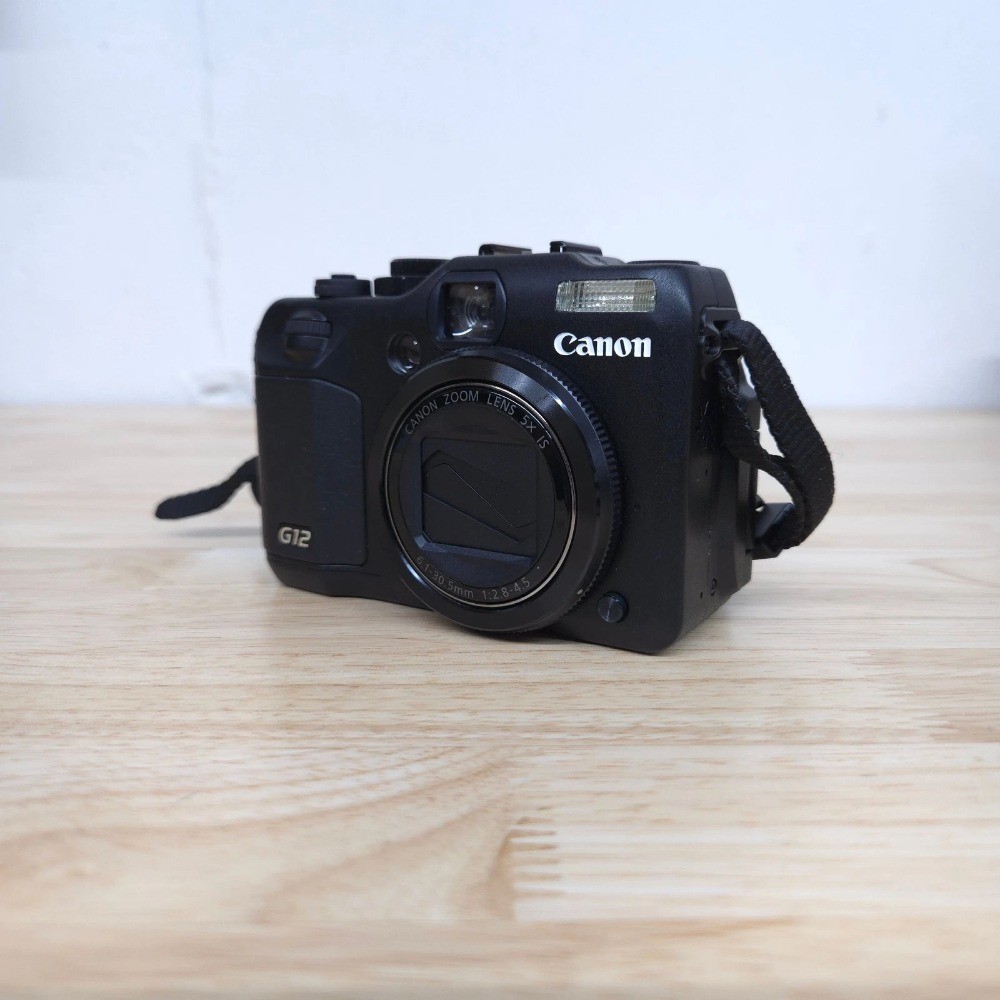 Canon Power Shot G12 Compact Digital Camera 10MP 5x Optical Auto