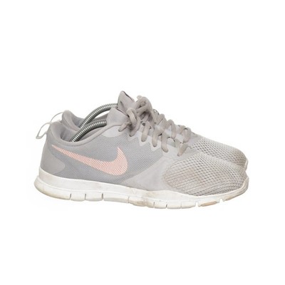 Nike Training, Trainingsschuhe, Größe: 38 1/2, Flex Essential TR, Grau/Pink #mQ9