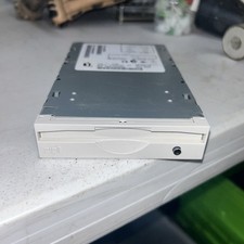 Iomega ZIP 100 Internal IDE ATAPI 3.5" Zip Drive Model Z100ATAPI Beige WORKS