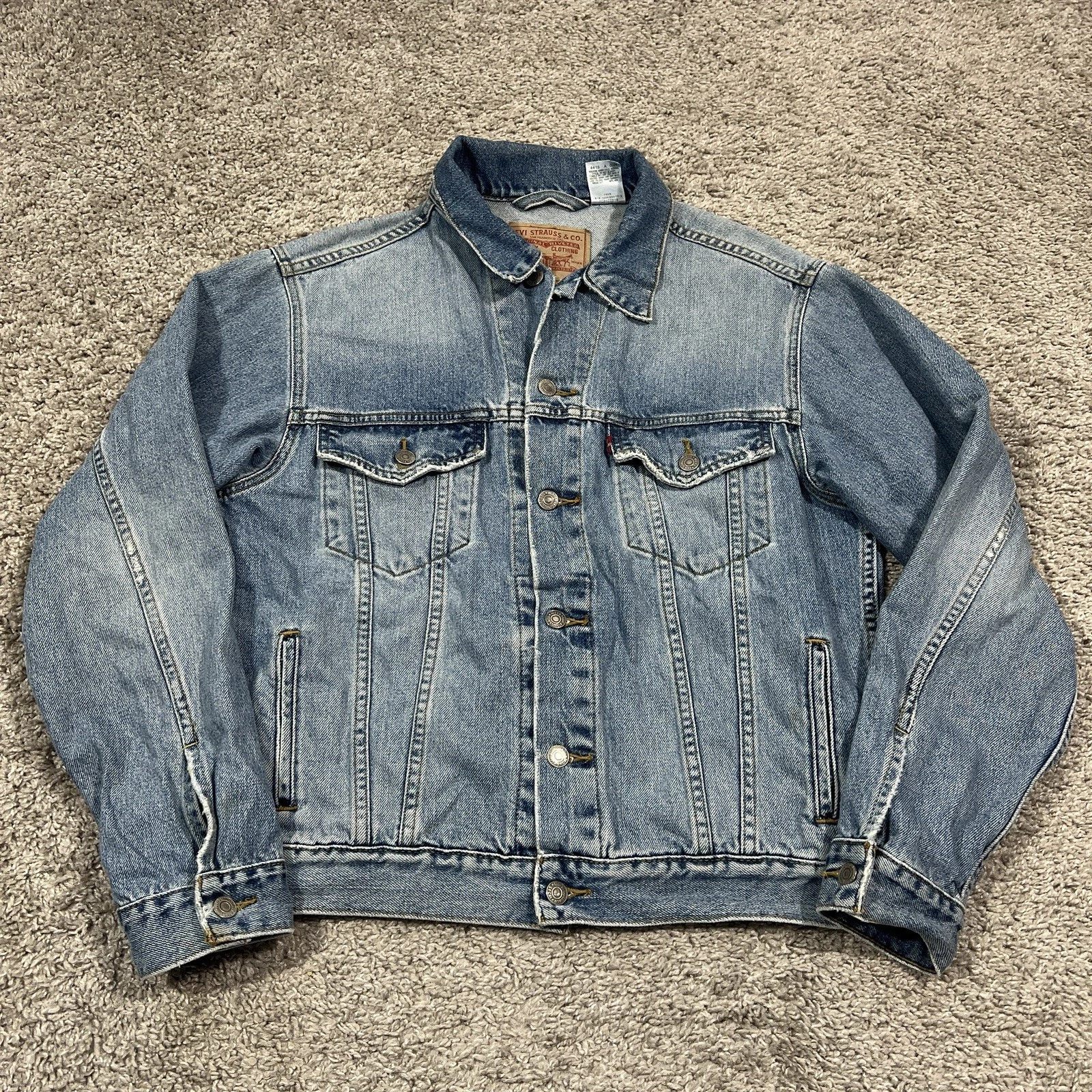 VINTAGE Levis Jacket Mens Medium Blue Denim Standard Trucker Workwear Y2K 70507
