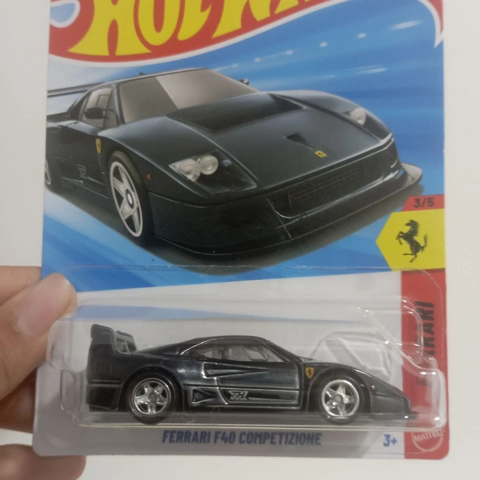 Combo Hot Wheels 2026 Ferrari F40 Super Treasure Hunt STH & Regular Version - Image 4 of 4