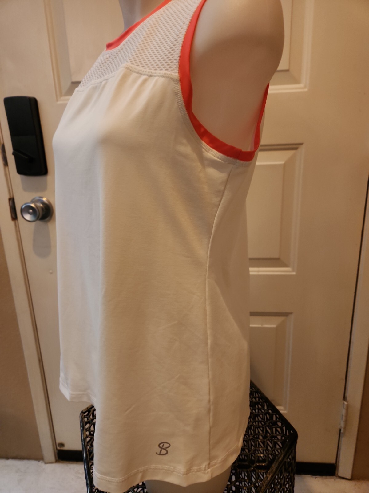 Sofibella Practice Sleeveless White With Poppy Tr… - image 2