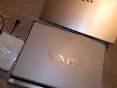 Sony Vaio Model PCG-7N2L Laptop Personal Comp Turns On, For Parts or Repair