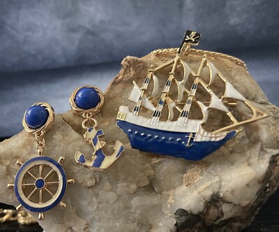 BETSEY JOHNSON PENDANT / BROOCH SHIP WITH  HELM AND ANCHOR EARRINGS SET #1