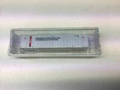  Micro Trains #469 00 162 N scale ''CSX/ ex ICSU'' 48' rib side shipping container