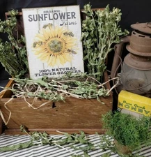 PRIMITIVE ANTIQUE VINTAGE FOLK STYLE SUMMER SUNFLOWER FARMS HONEY BEES SIGN
