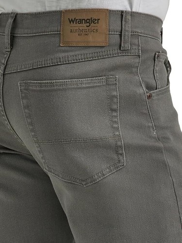 Men's Wrangler Authentics Classic 5-Pocket Regular Fit Jean with Flex - Picture 16 of 17