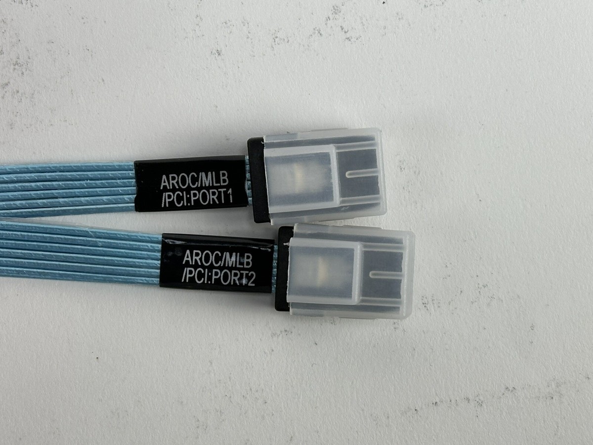 747568-001 HPE ProLiant DL38x G10/V2 4-port Mini SAS/ Cable SFF