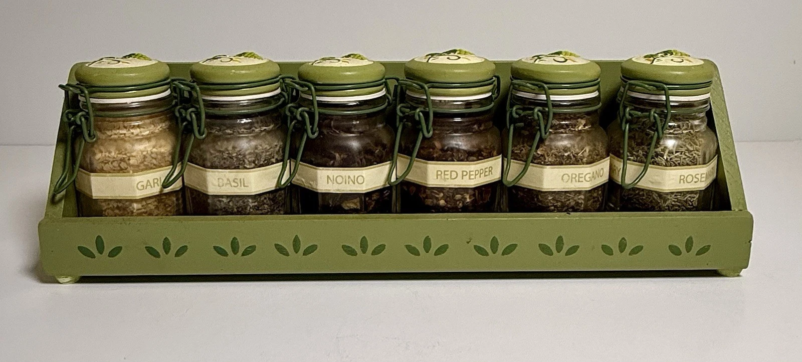 VTG Cottagecore Wooden Spice Rack Set with 7 Glass Jars Farmhouse Kitchen Decor