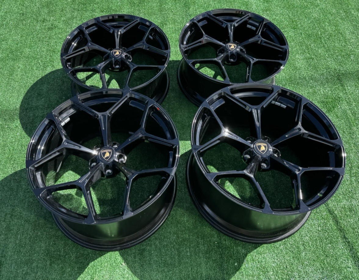 Lamborghini Revuelto OEM 20/21 Forged Wheels Genuine Factory Rim Set Rare 5x112