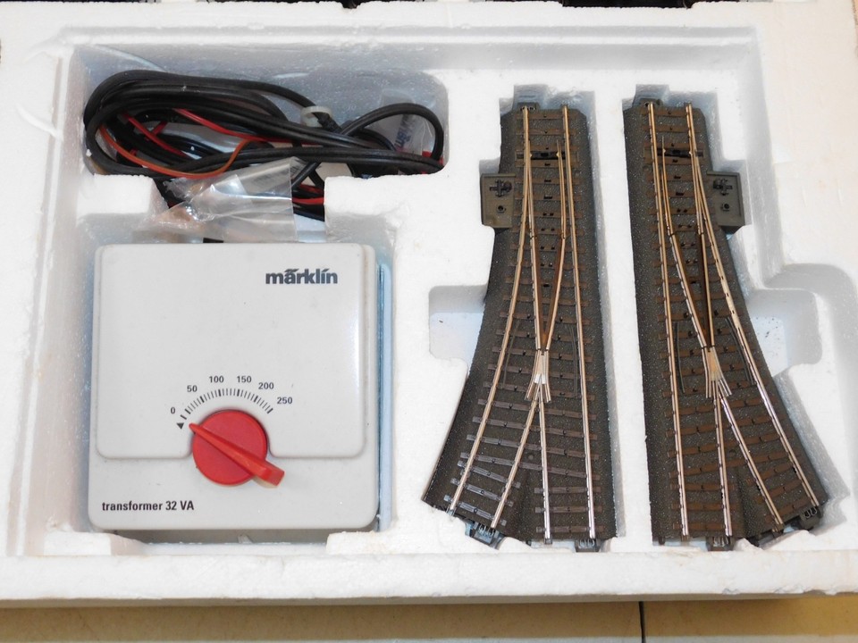 Marklin HO #29526 Starter Set w/ Steam Locomotive, Cars, Track ...