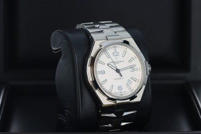 Vacheron Constantin 47040/B01A-9093 Overseas Automatic Jumbo