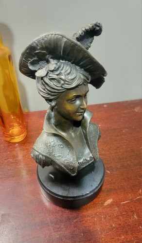 ANTIQUE FRENCH Art Nouveau LADY BUST STATUE SCULPTURE Spelter Victorian Bronze
