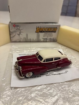 Brooklin Models BRK105 1947 Cadillac Lotus Cream Madeira Maroon 1