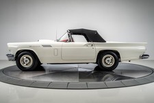 1957 Ford Thunderbird 