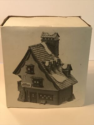 Dept 56 North Pole Series Elf Bunkhouse Lighted Christmas Village