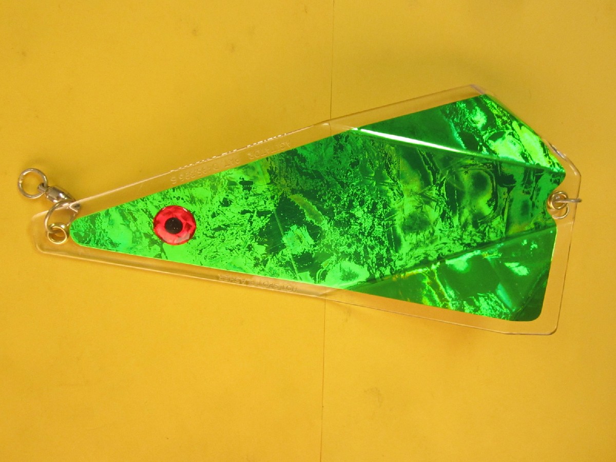 agitator fishing lure CROAKER 'The Agitator' - Timber Series welded rings and brass eyelets it offers the strength and performance you can rely on. Big Eddy Bait Co. |