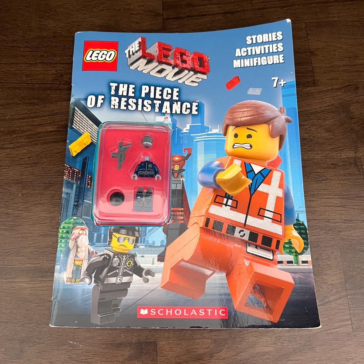 LEGO Scholastic THE LEGO MOVIE THE PIECE OF RESISTANCE Activity Book  mini