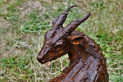 Foto 6x4 Raveningham : ''Muntjac Deer'' in geschweißtem Stahl von Tobias Ford c2020