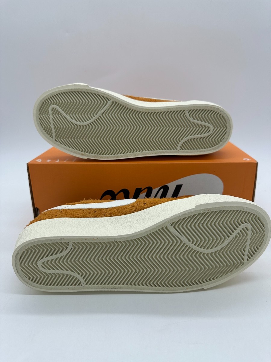 Nike Blazer Low '77 VNTG Women's Size 10 Orange Suede Shoes Nike Blazer Low '77 VNTG Women's Size 10 Orange Suede Shoes