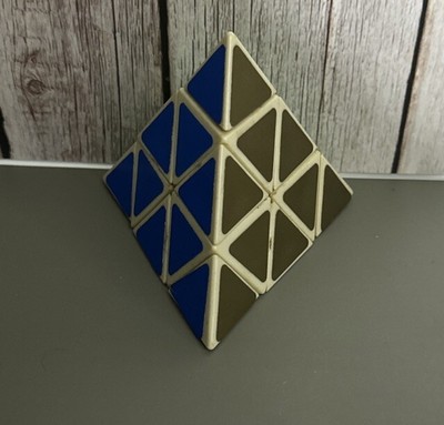 Vintage 1981 TOMY Pyramid Triangle Rubik's Cube Puzzle