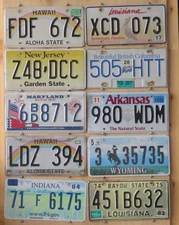 GROUP OF 10 MIXED STATES - HAWAII LOUISIANA license plates
