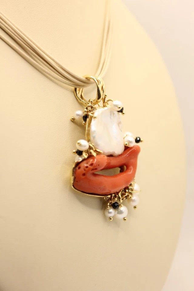 CIONDOLO ARGENTO CORALLO ROSSO E PERLA SCARAMAZZA COLLANA CM 45 ARTIGIANALE - Immagine 2 di 4