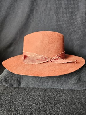 Gigi Pip Hannah Floppy Fedora
