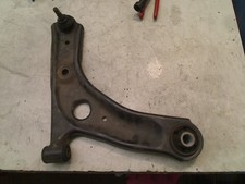 Triangle de suspension Peugeot 108