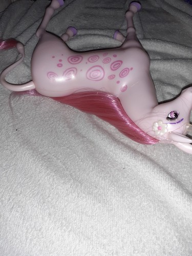 MIA AND ME Unicorn Doll Figure - Lyria - Picture 4 of 6