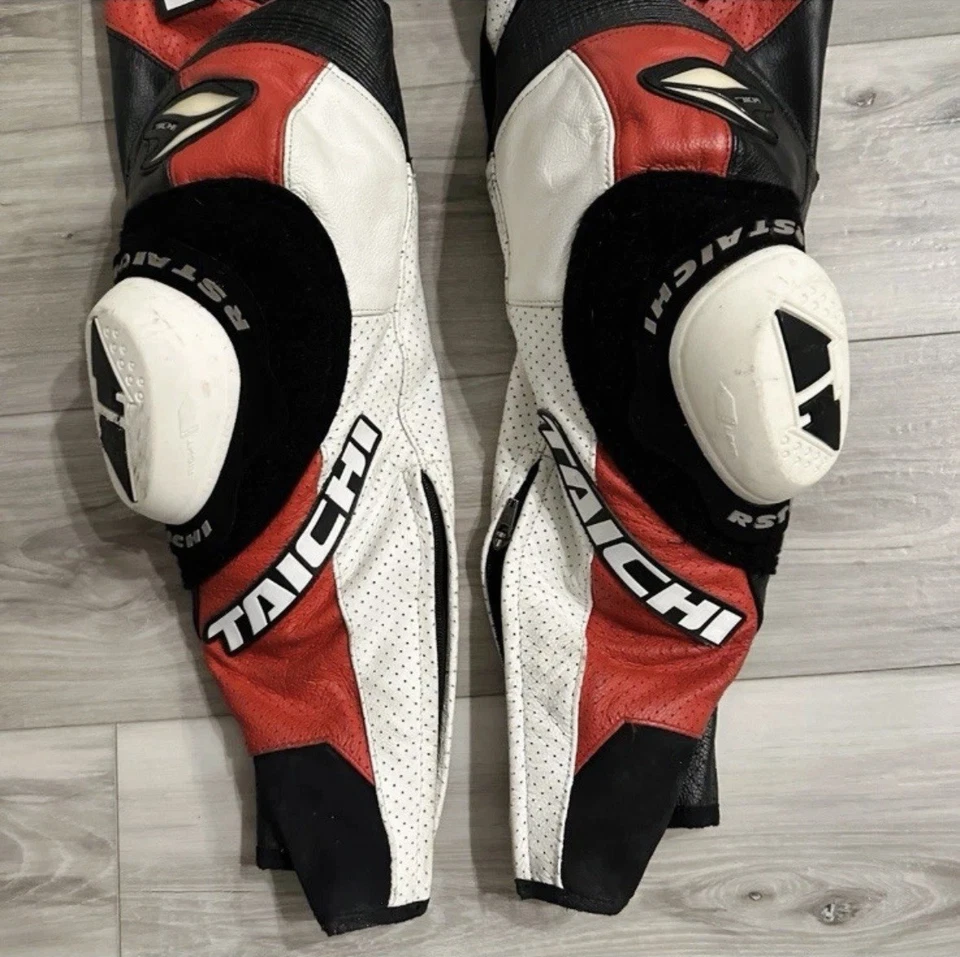 ** FREE SHIPPING ** RS Taichi GP-WRX R303 Leather Suit XL Vented - Image 3 of 4