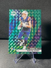 2025 Panini Mosaic NFL Hunter Henry #79 Green Mosaic Prizm Parallel Patriots