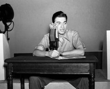 Mel Allen Radio sportscaster and sports commentator New York NY 1940s Old Photo