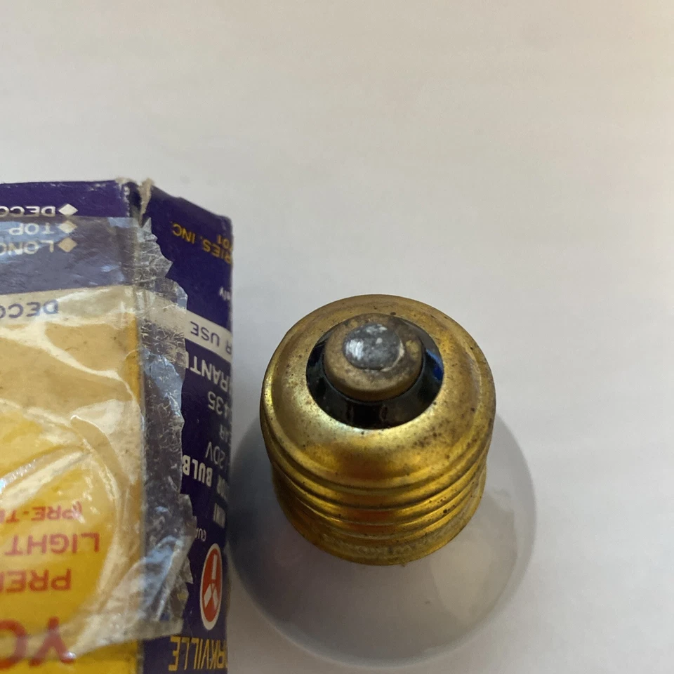 Yorkville  25R14/F/E26/120V 25 WATT R14 REFLECTOR LIGHT BULB  STANDARD BASE 2700 - Image 3 of 4