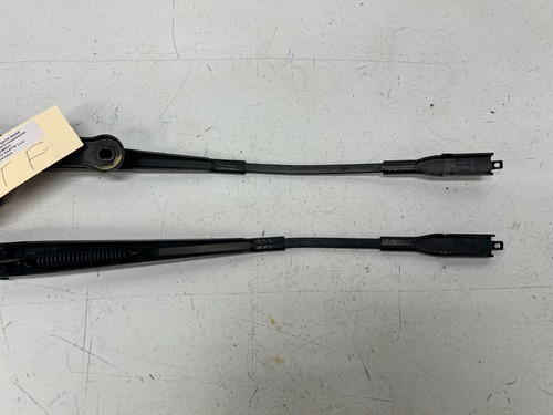17-19 INFINITI QX30 FRONT LEFT & RIGHT WINDSHIELD WIPER ARMS SET, OEM LOT3428 - Picture 8 of 11