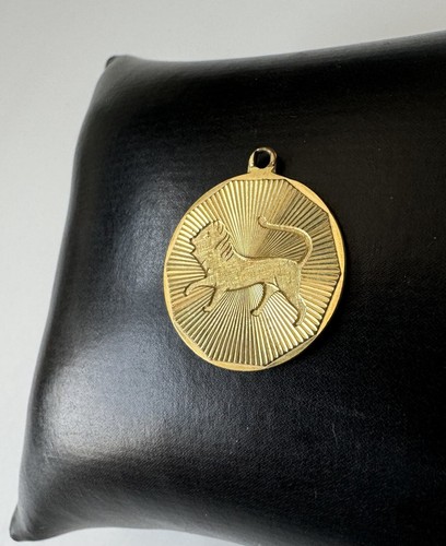 Ciondolo art deco segno zodiacale leone placcato oro bigiotteria vintage! - Foto 8 di 11