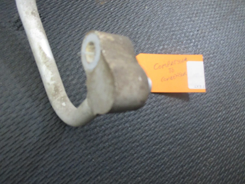 Tubo de manguera de línea de aire acondicionado láser Plymouth 1992 (compresor a condensador) Foto 4 de 4