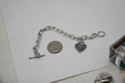 Sterling silver oval link chain bracelet with heart charm, toggle clasp A33