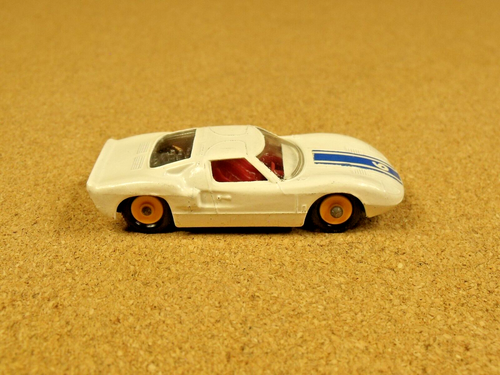 OLD VINTAGE LESNEY MATCHBOX # 41 FORD GT VGC