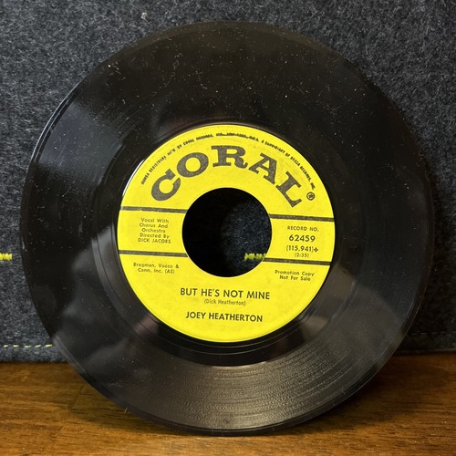 JOEY HEATHERTON: tomorrow is another day / but he's not mine CORAL 7" Single - Foto 4 di 4