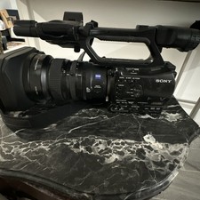 Sony HVR-Z7U HDV LENS INCLUDED, NO BATTERY, TESTED AND WORKING, ZEISS LENS