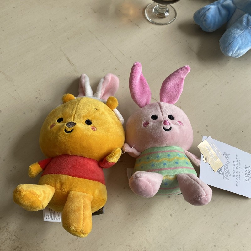 Hallmark Better Together Easter Pooh and Piglet 