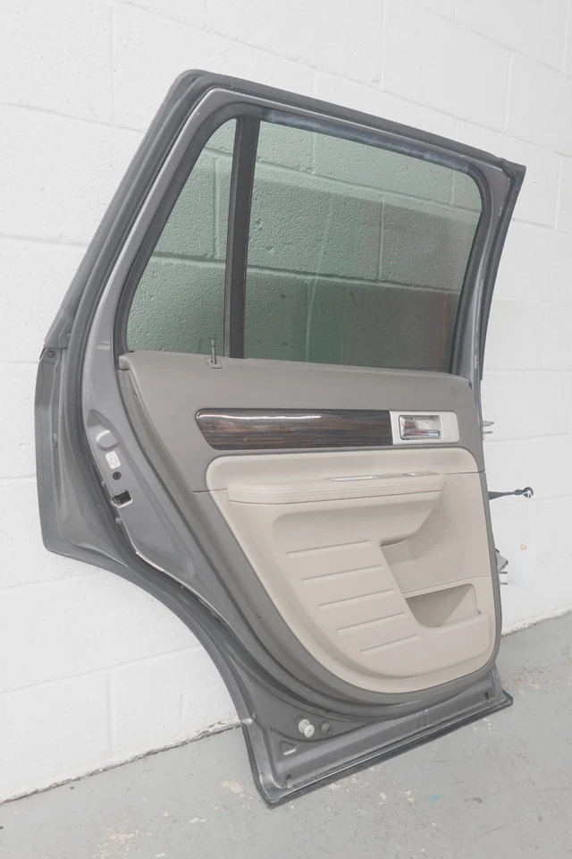 2007-2010 LINCOLN MKX 2011-2014 FORD EDGE LEFT REAR DOOR (OEM) COMPLETE Foto 4 de 4