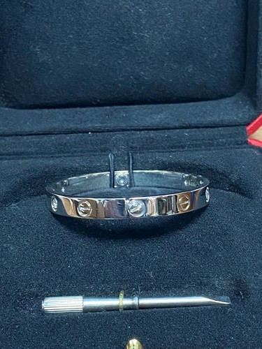 Genuine Cartier 18K White Gold & 4 Diamond Love Bracelet size 17 - Picture 5 of 8
