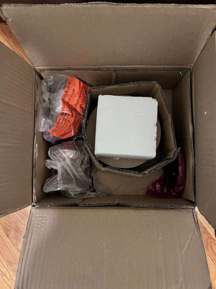 Linterna colgante para exteriores Quoizel Newberry NY1178AC 2-Lt vidrio biselado de cobre envejecido Foto 4 de 4