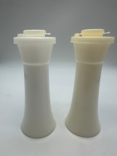 Vintage Tupperware 6" Hourglass Salt & Pepper Shakers Set- Faded "P" - Picture 2 of 4