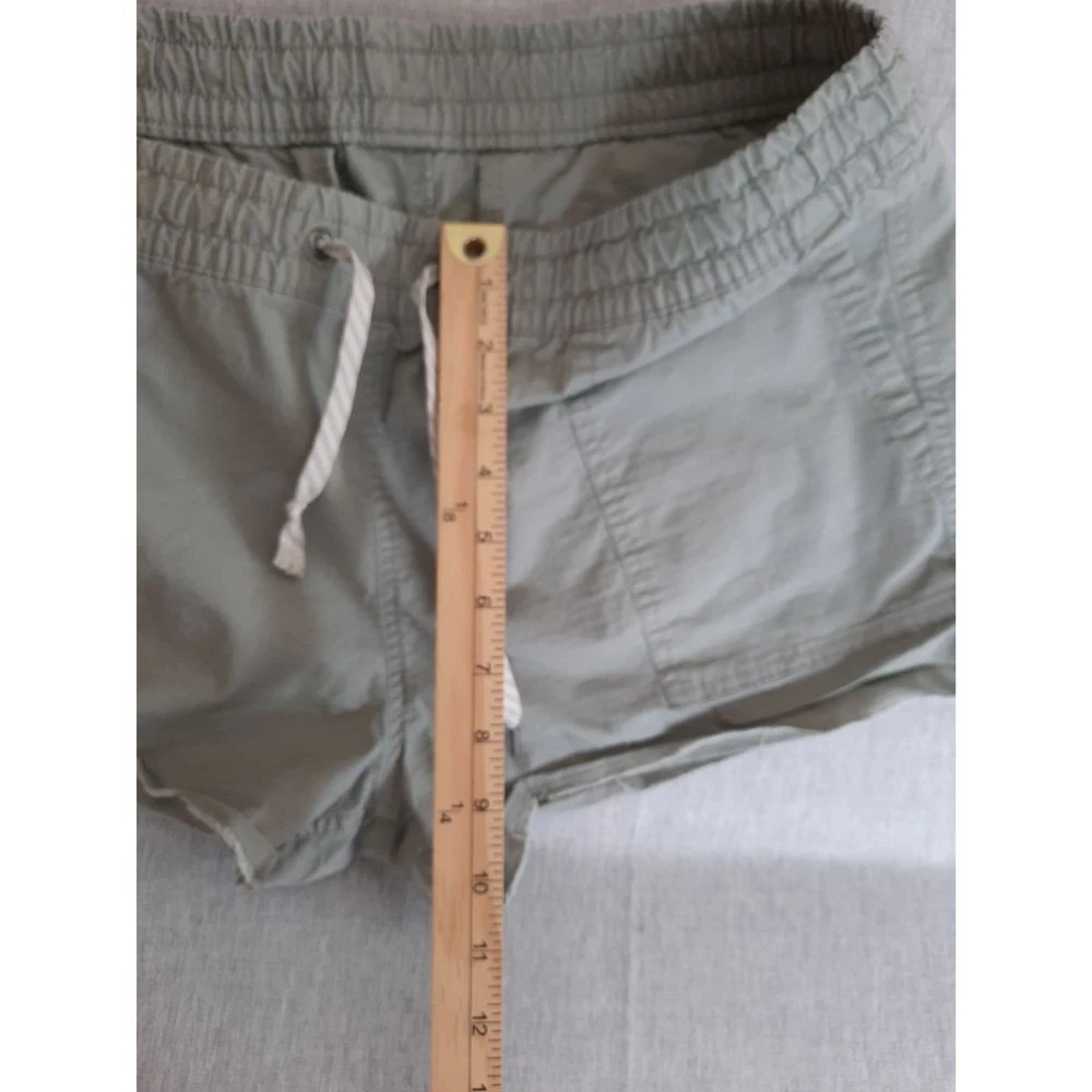 vuori waistband twill stretch drawstring military athletic shorts