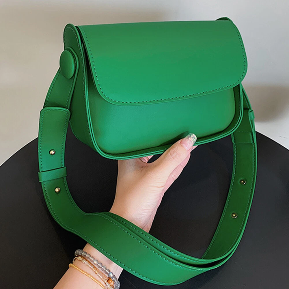 Green small purse discount
