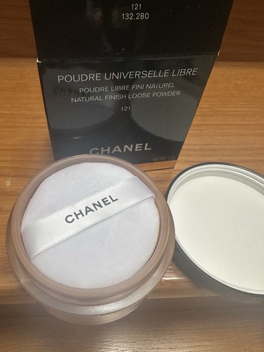 Chanel Universal Finish Loose Powder - Picture 4 of 5