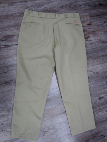 DICKIES 874 MEN WORK PANTS ORIGINAL CLASSIC FIT KHAKI SIZE 42 X 30 - Picture 3 of 3